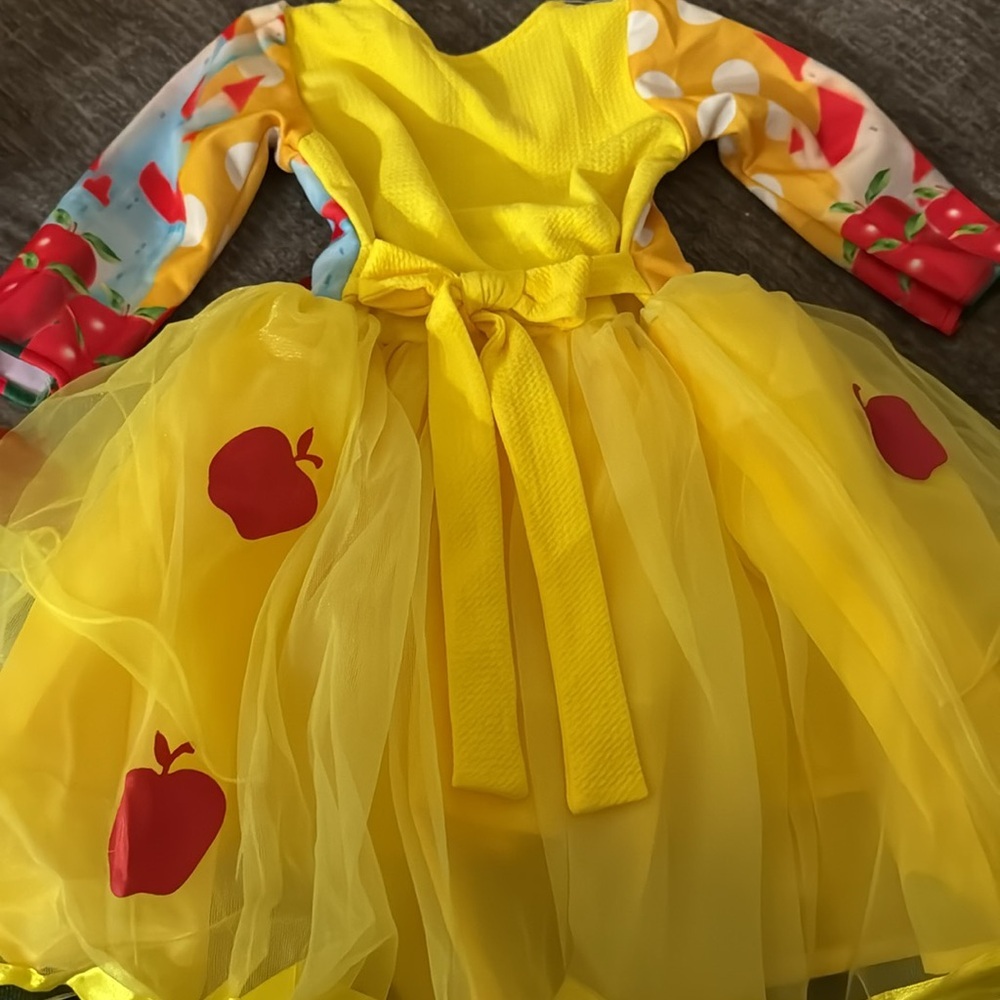 Snow princess dress - Picture 6 of 6